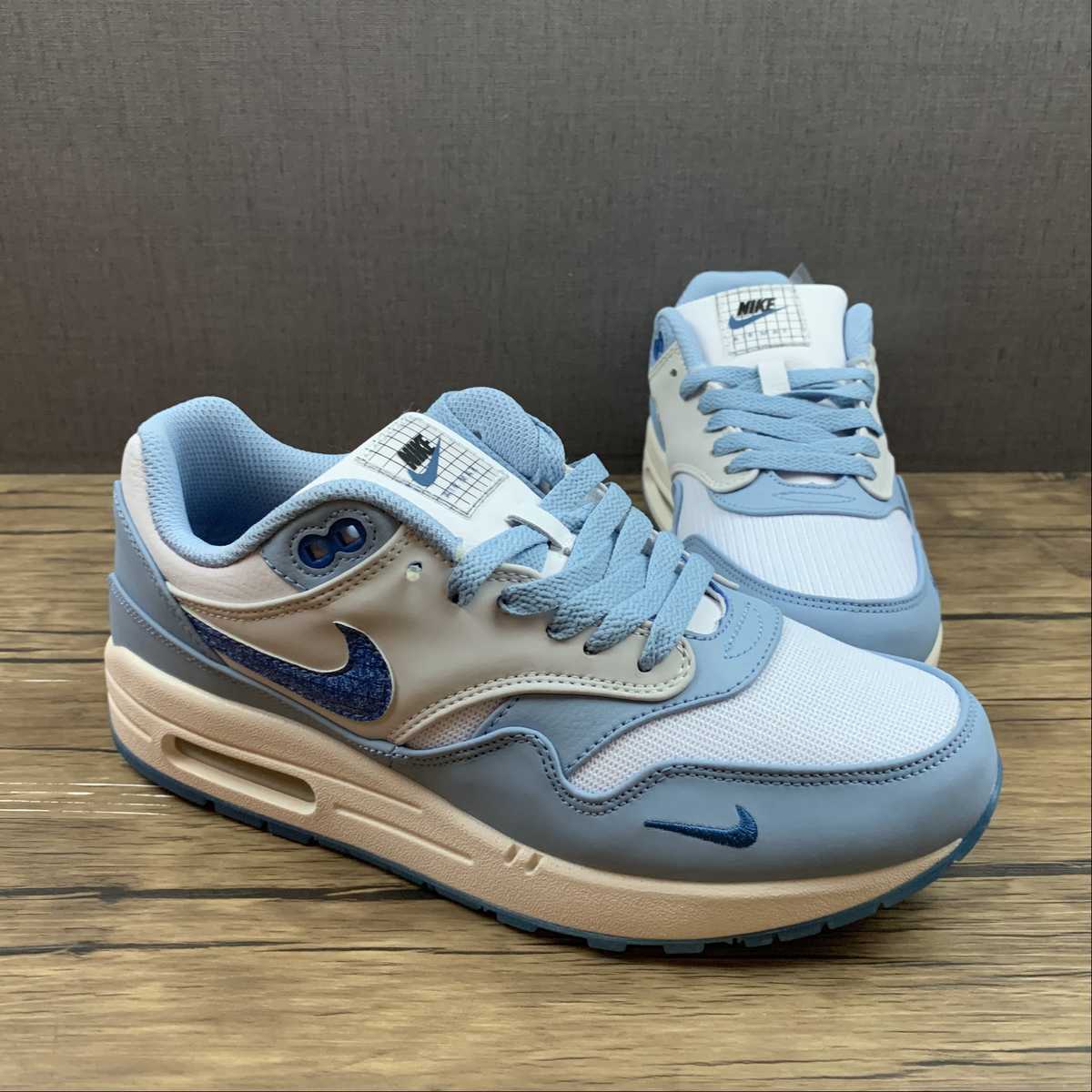 Nike Air Max 1 Blueprint