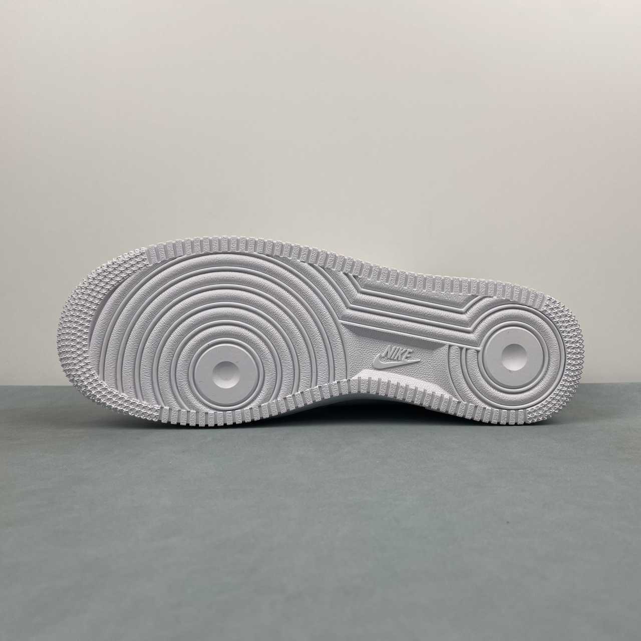 Nike Air Force 1 Supreme