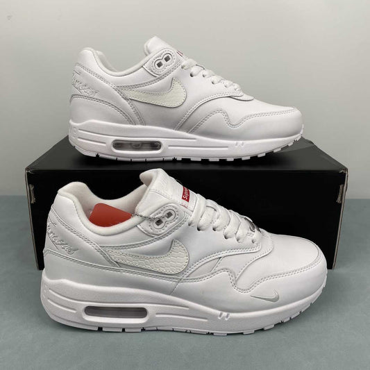 Nike Air Max 1 Supreme
