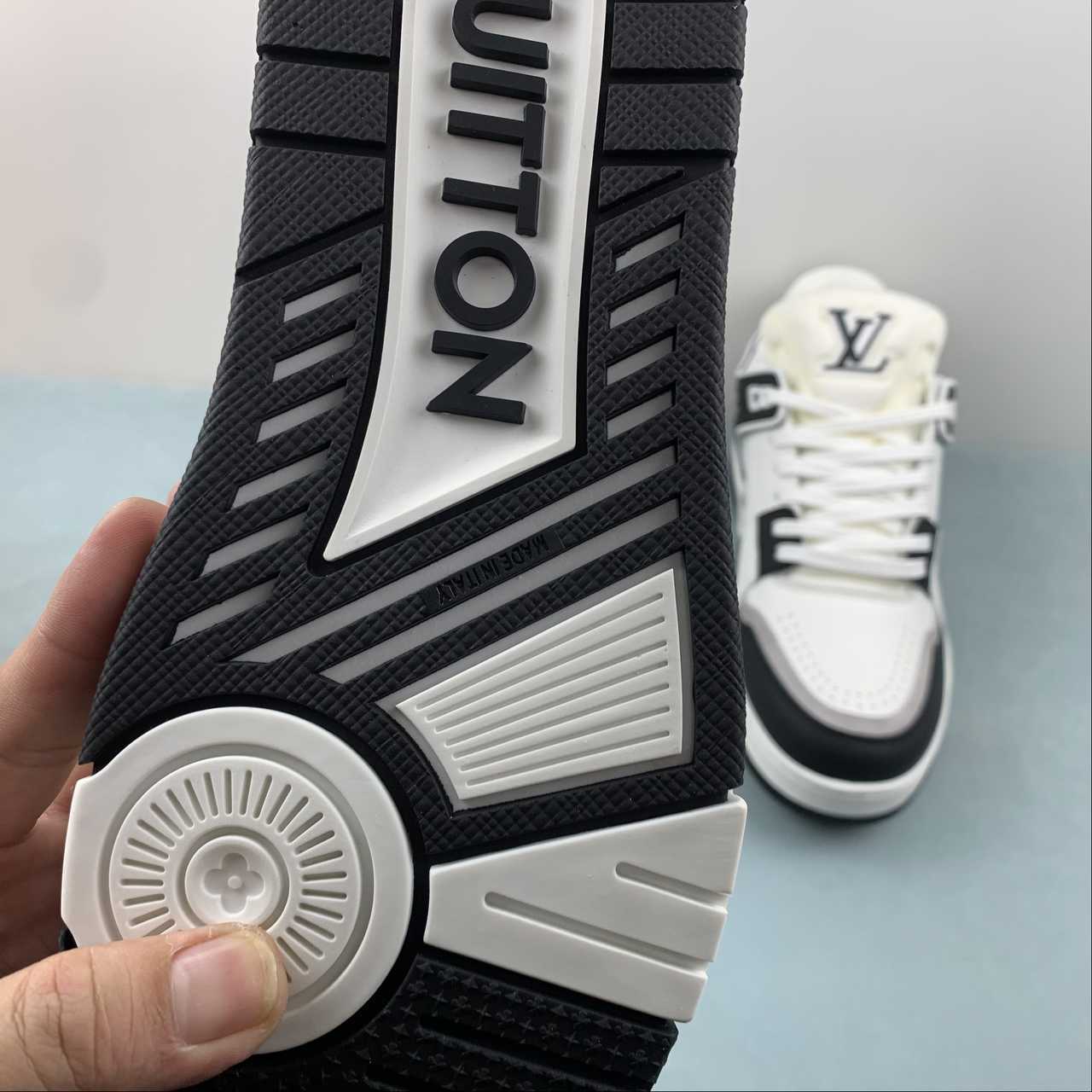 Louis Vuitton Trainer