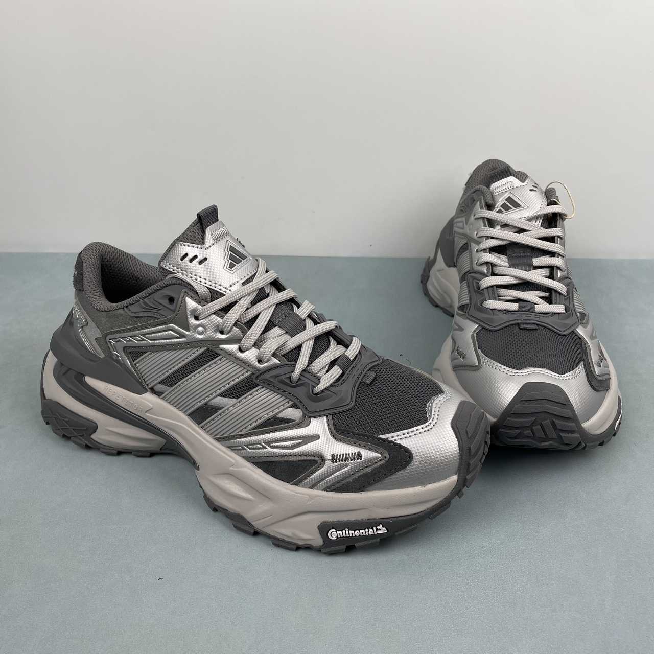 Adidas XLG STORM EDGE