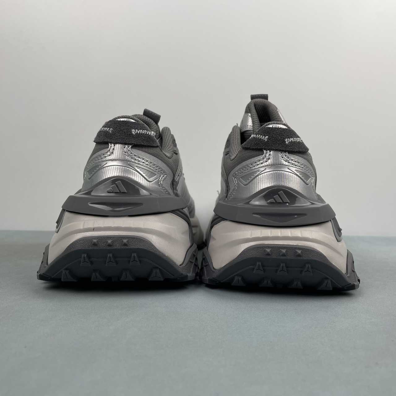 Adidas XLG STORM EDGE