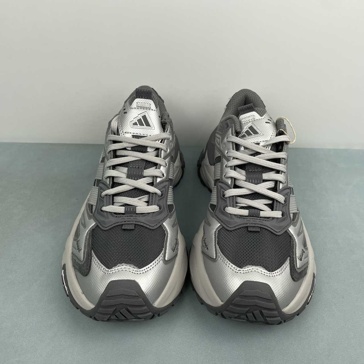 Adidas XLG STORM EDGE