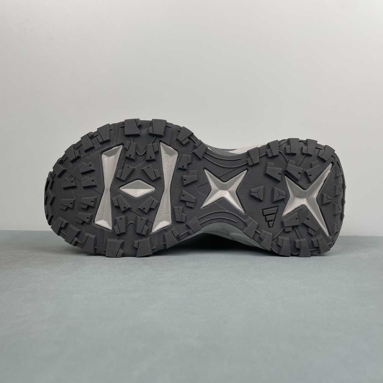 Adidas XLG STORM EDGE
