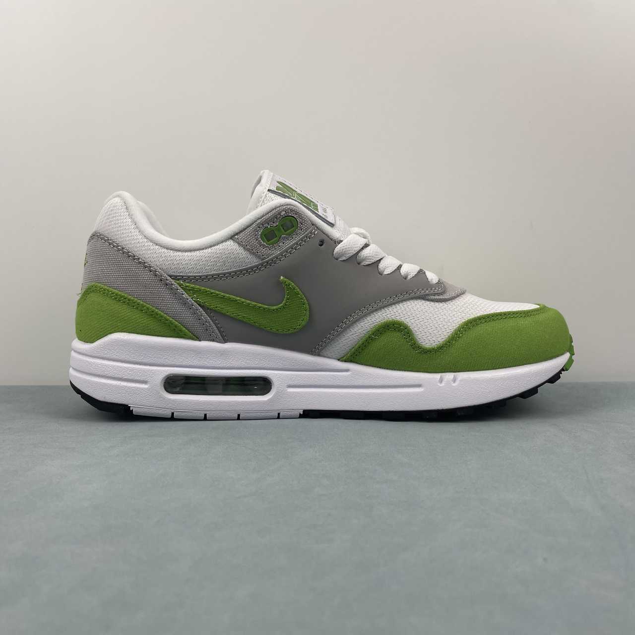 Nike Air Max 1 Chlorophyll